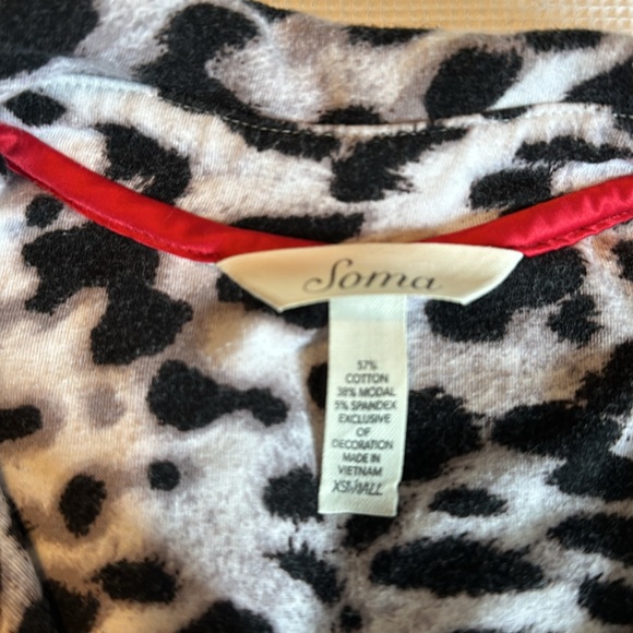 Soma Animal Print Long Sleeves and Pants Pajama Set Size XS Black and White - Picture 8 of 16